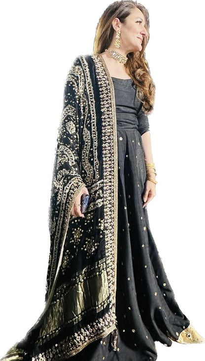 Kamdani Shawl